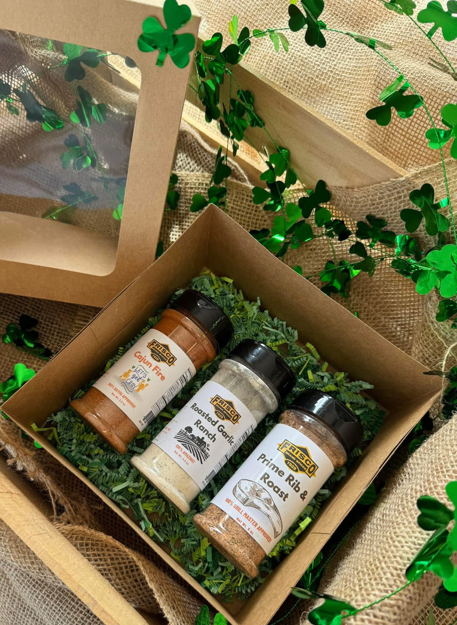Kraft gift box with Prime Rib & Roast, Roasted Garlic Ranch and Cajun Fire seasonings